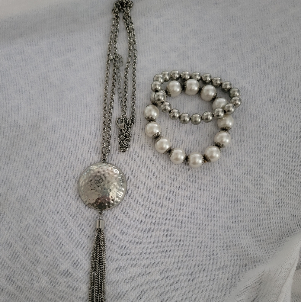 Necklace and bracelets